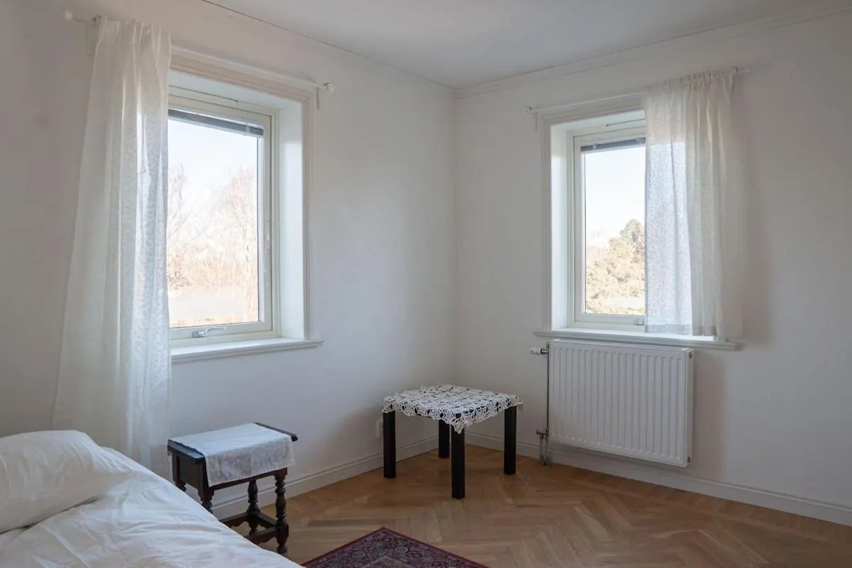 Family Friendly Villa - 6 Bedrooms ストックホルム